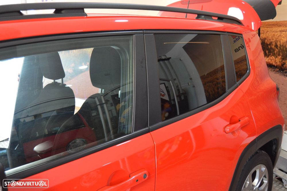 Jeep Renegade 1.0 T Limited - 14