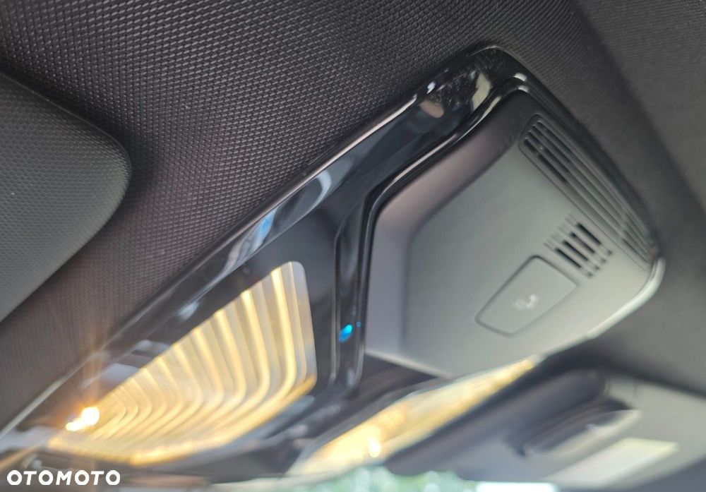 BMW i4 - 20