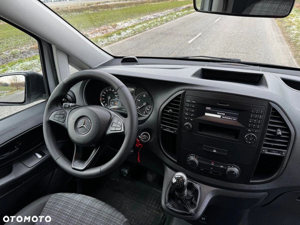 Mercedes-Benz VITO - 18