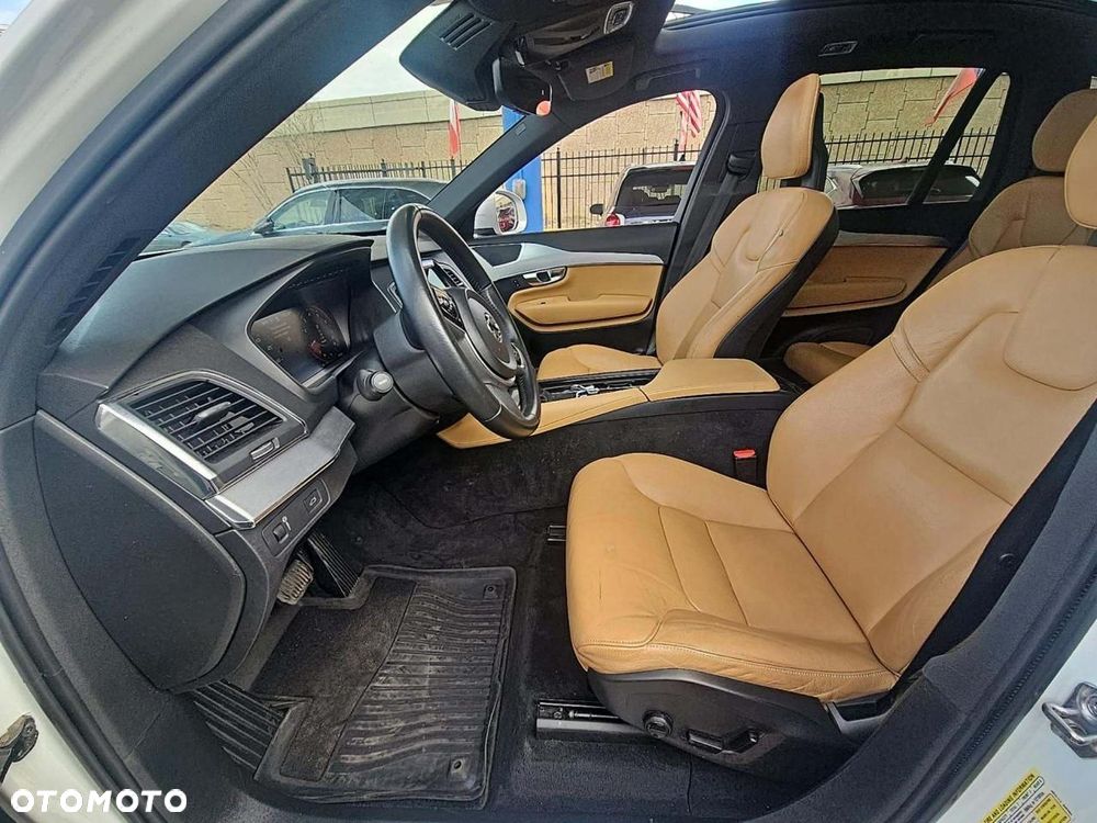 Volvo XC 90 T6 AWD Geartronic Momentum - 9