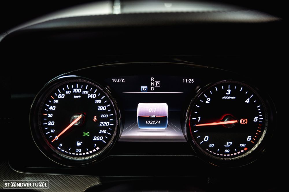 Mercedes-Benz E 220 d 9G-TRONIC AMG Line - 11