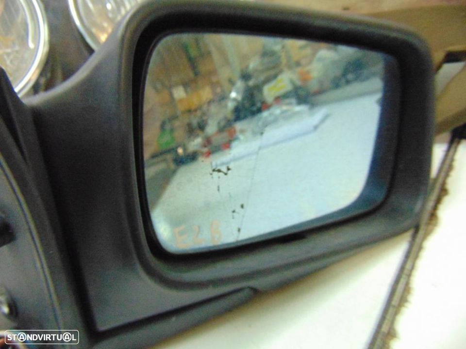 BMW E28 serie 5 conjunto 3 grelhas - 8