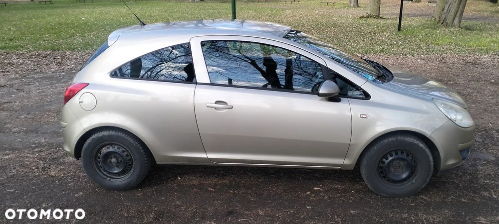 Opel Corsa 1.2 16V Enjoy - 33