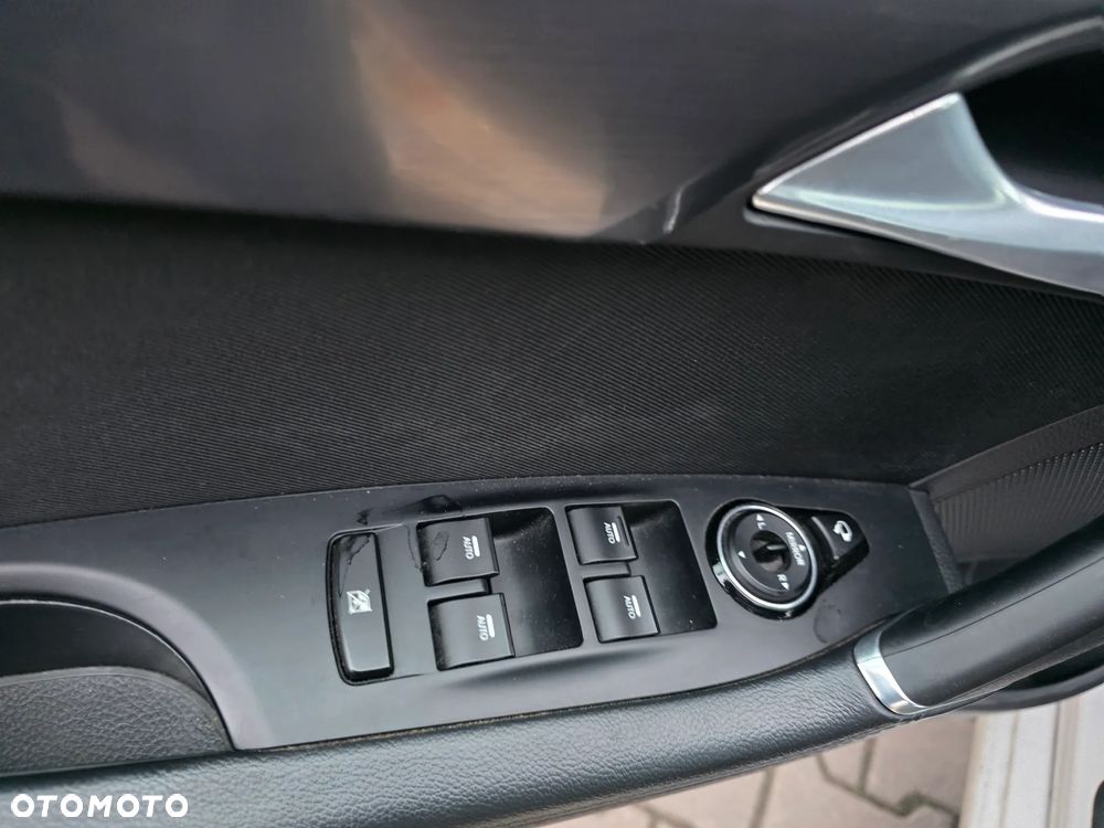 Hyundai i40 Kombi 1.7 CRDi Trend - 9