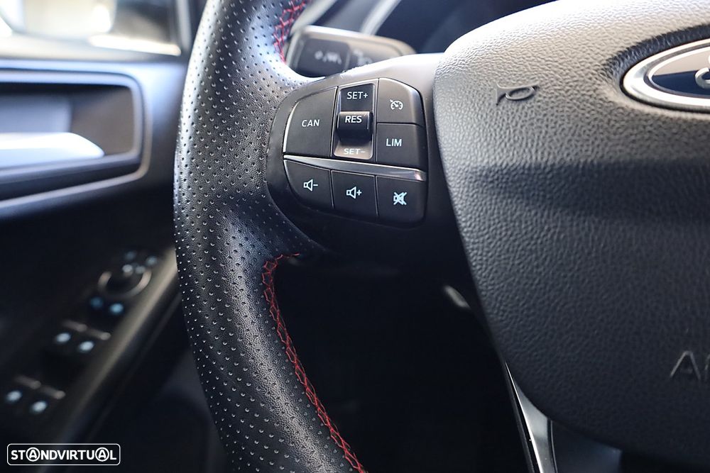 Ford Focus SW 1.0 EcoBoost MHEV ST-Line X - 19