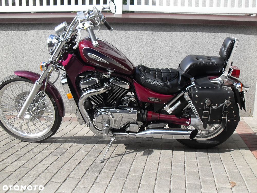 Suzuki Intruder - 5