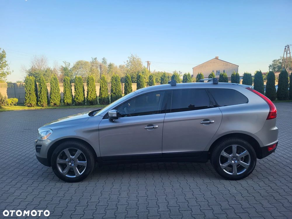 Volvo XC 60 - 4