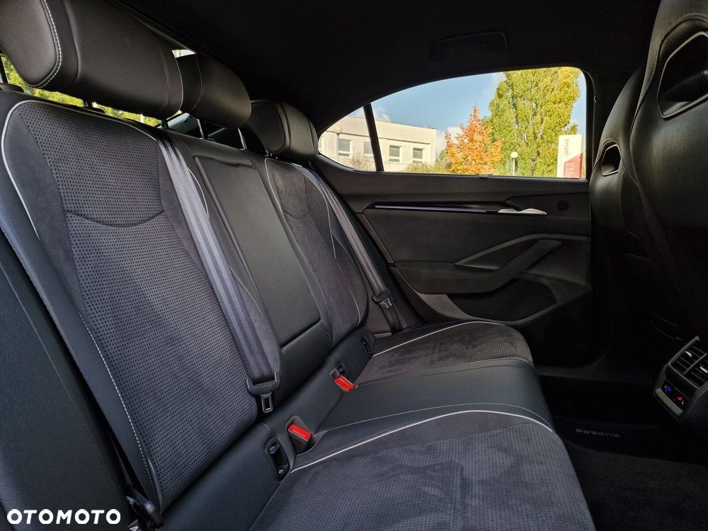 Skoda Superb 2.0 TSI Sportline DSG - 18