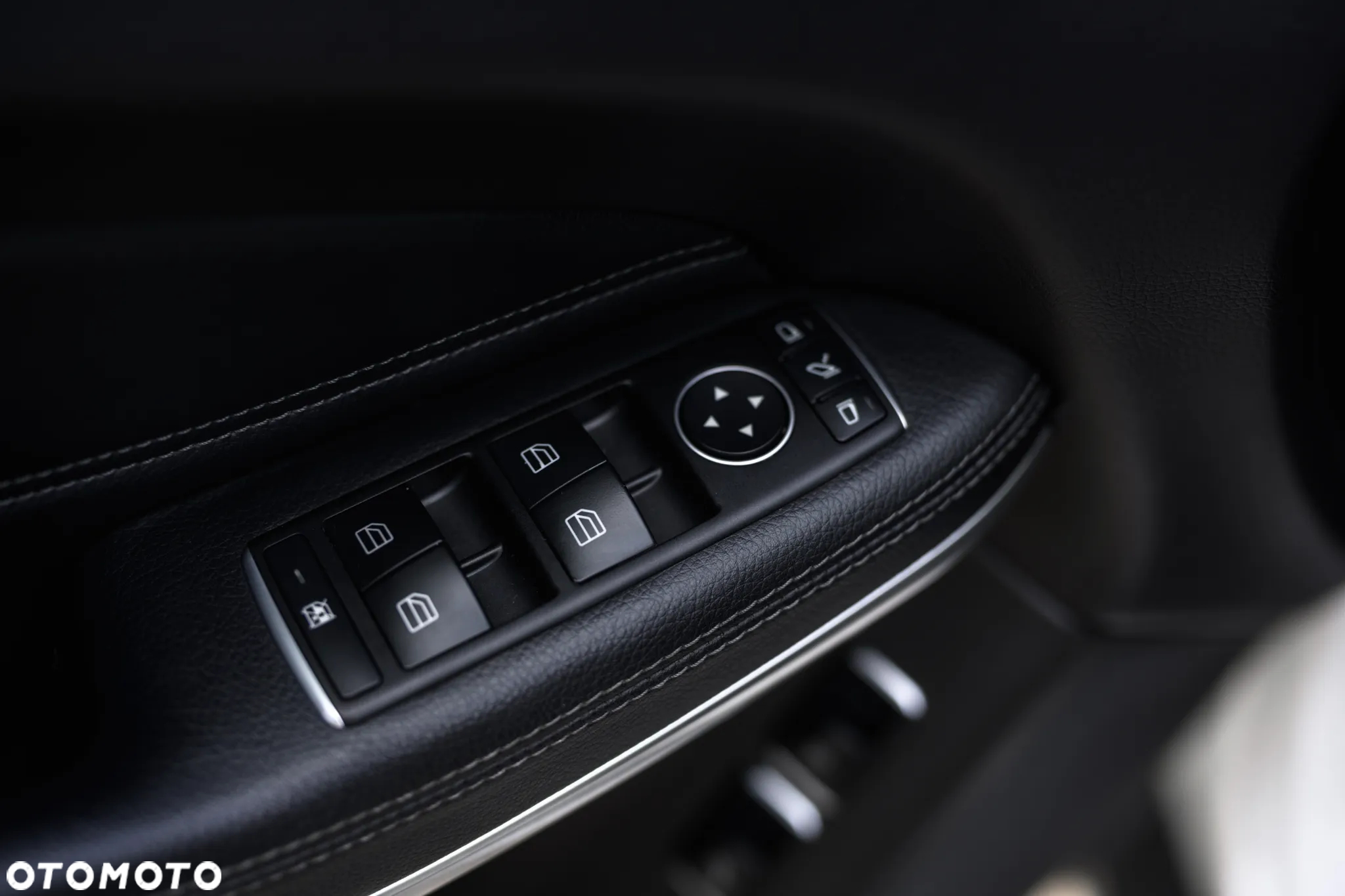 Mercedes-Benz GLS 500 4-Matic - 20