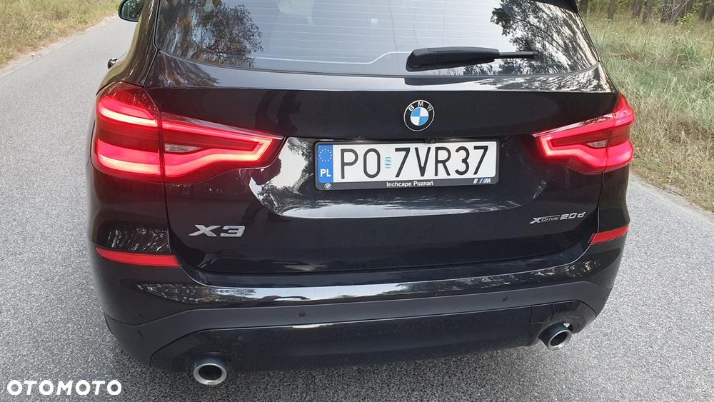 BMW X3 xDrive20d Advantage - 20