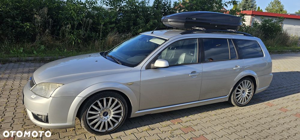 Ford Mondeo V6 ST 220 - 2