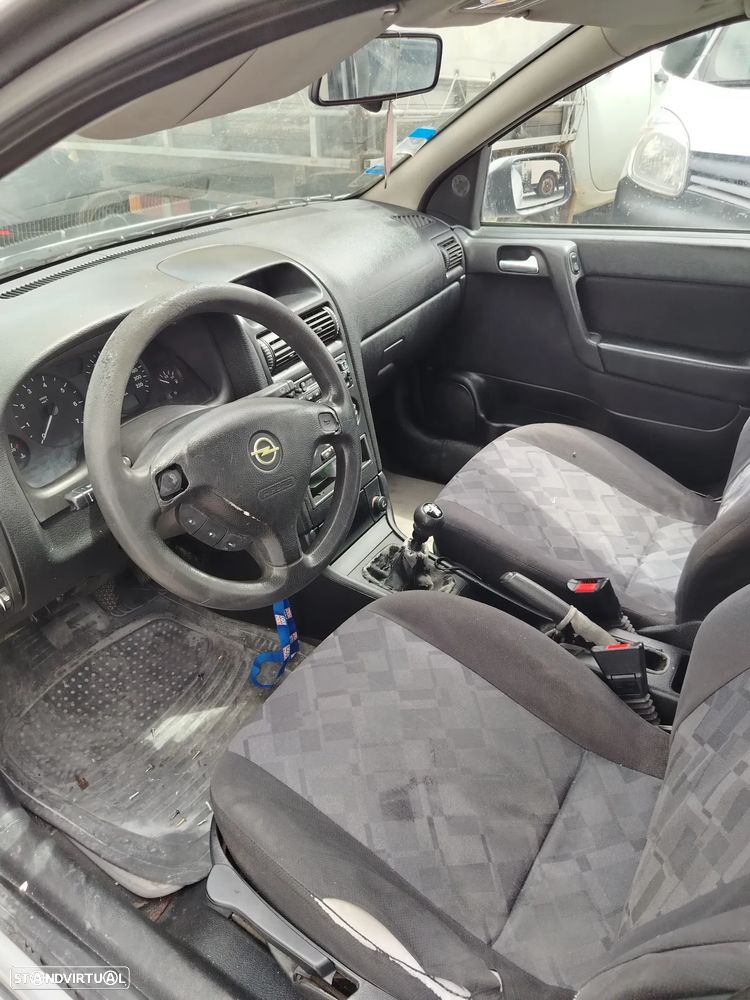 Opel Astra 1.4i 16V - 7