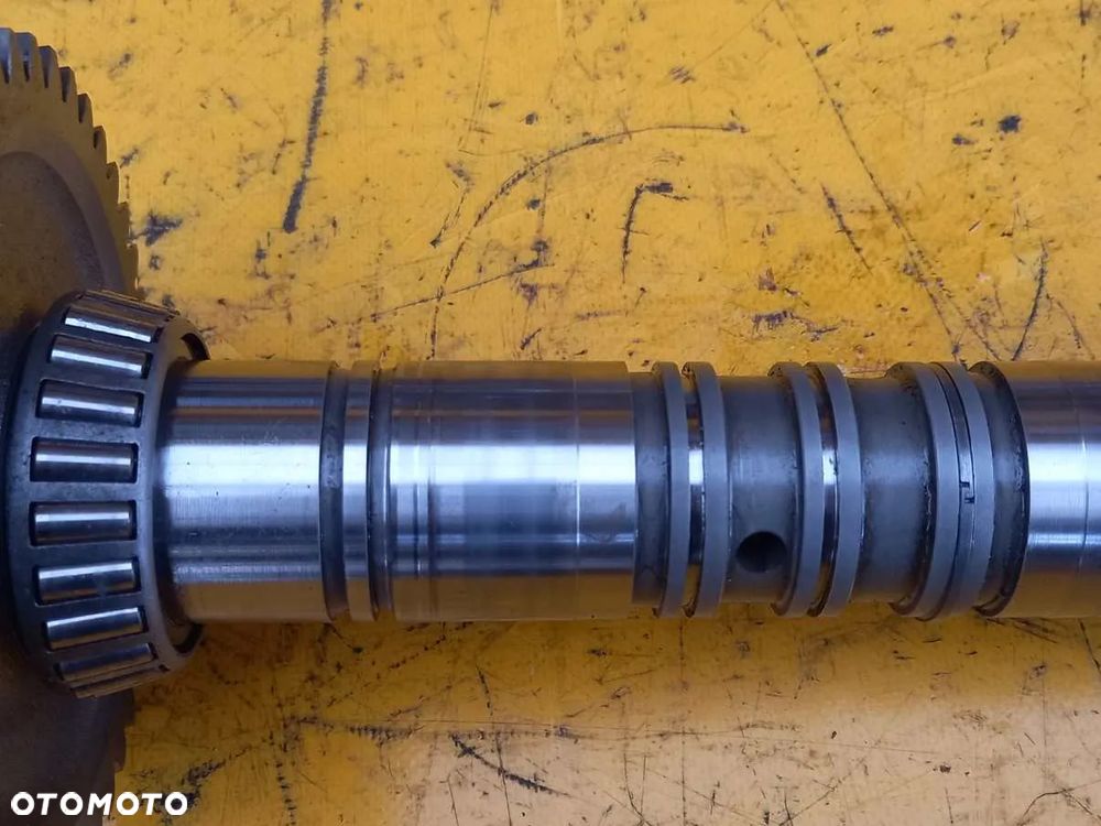 Wałek kosza sprzęgła Z44 ZF  Deutz Fahr Agrotron 106 - 4