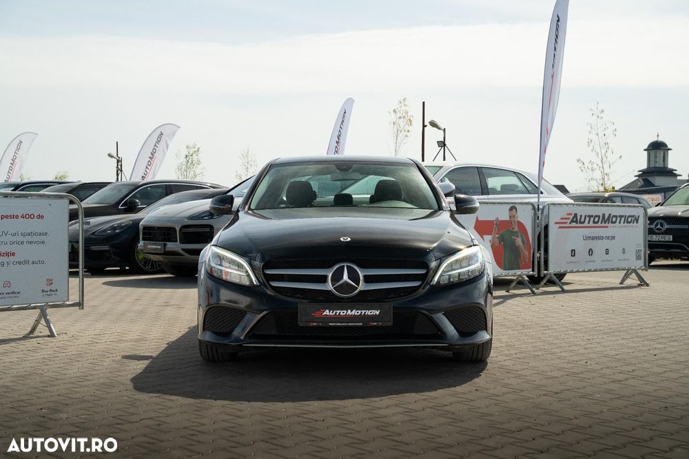 Mercedes-Benz C 180 Aut. - 23