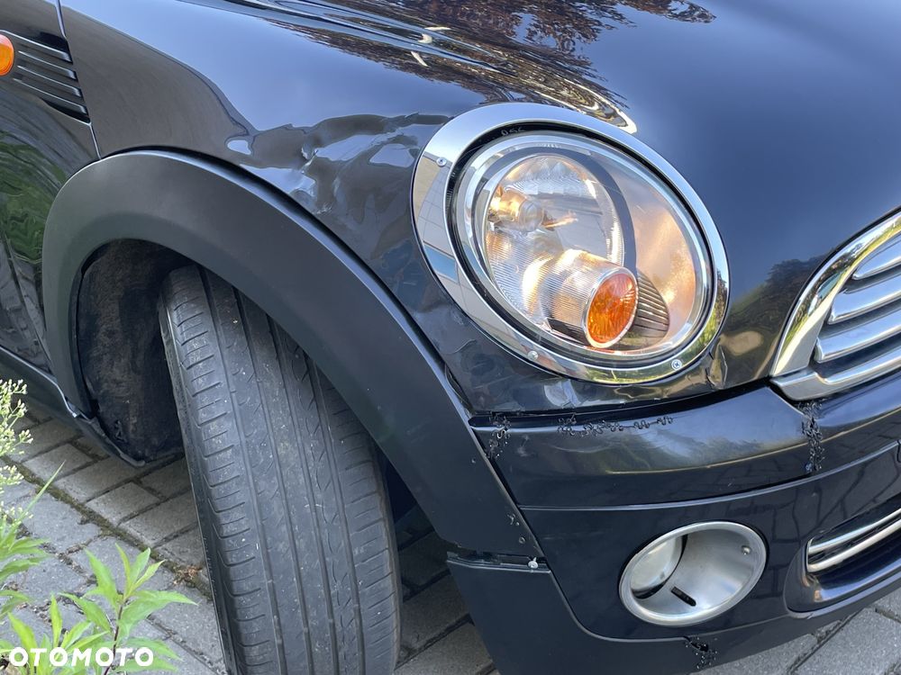 MINI Cooper Standard - 16