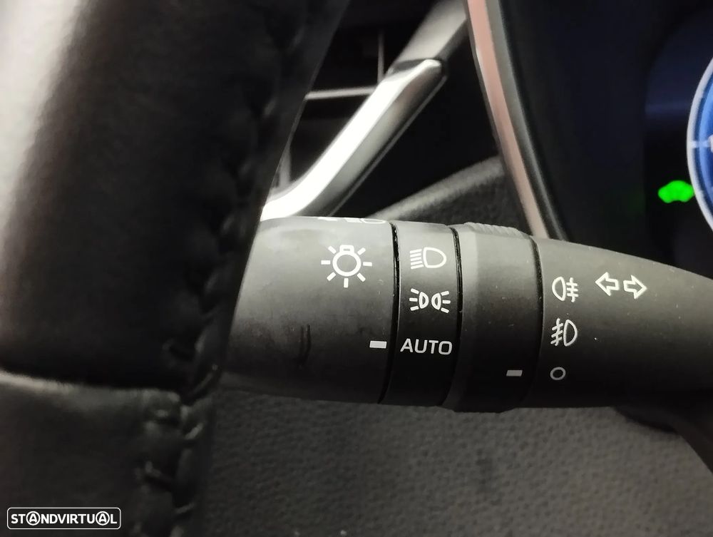 Toyota Corolla Touring Sports 1.8 Hybrid Comfort - 20