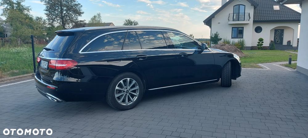 Mercedes-Benz Klasa E 220 d 9G-TRONIC - 3