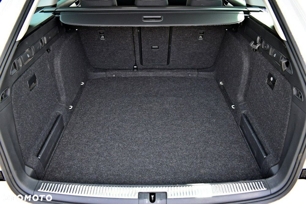 Skoda Superb 1.5 TSI Ambition DSG - 27