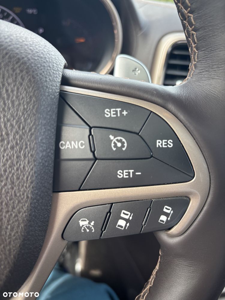 Jeep Grand Cherokee 3.0 CRD Summit - 17