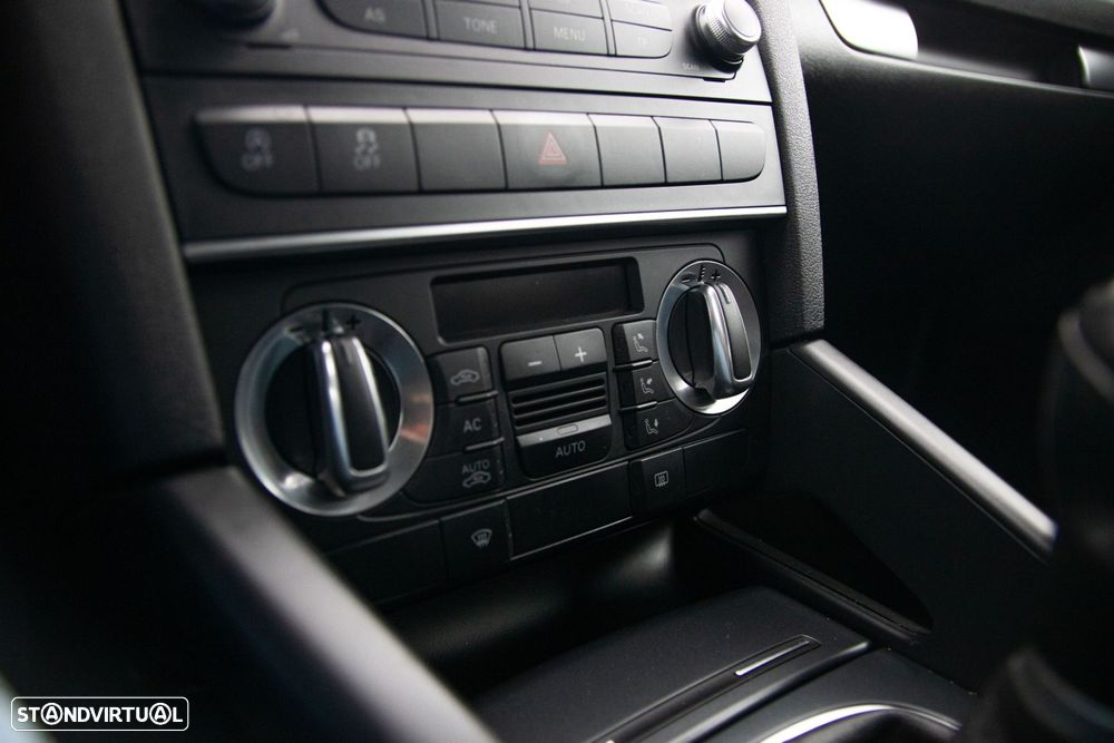 Audi A3 Sportback 1.6 TDI Attraction - 27