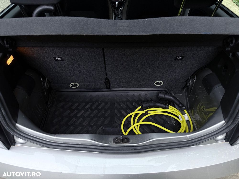Volkswagen up! e-up! 32.3 kWh - 7