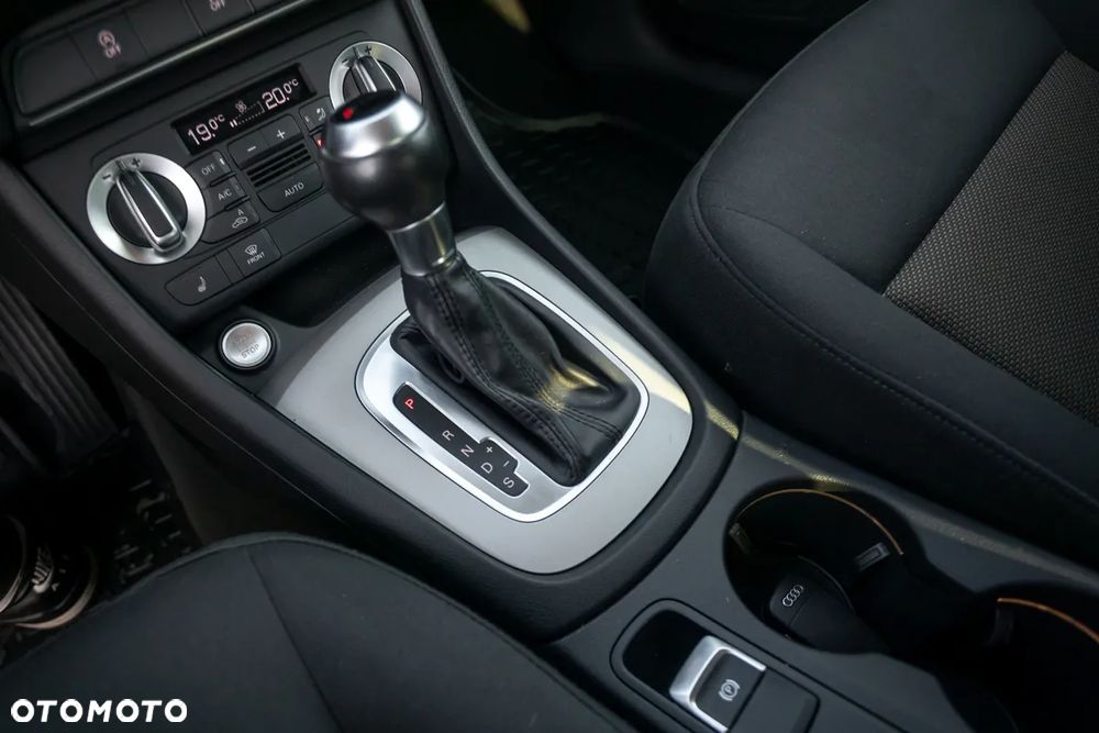 Audi Q3 1.4 TFSI S tronic - 25