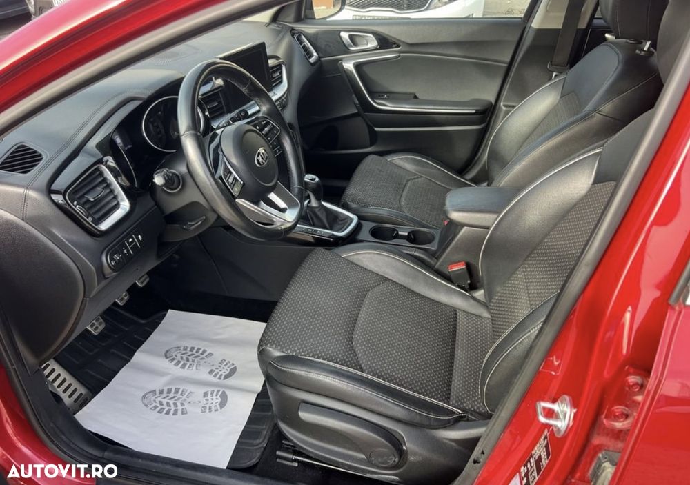 Kia Ceed 1.6 CRDi Eco-Dynamics+ (48V Mild-Hybrid) Edition 7 - 23