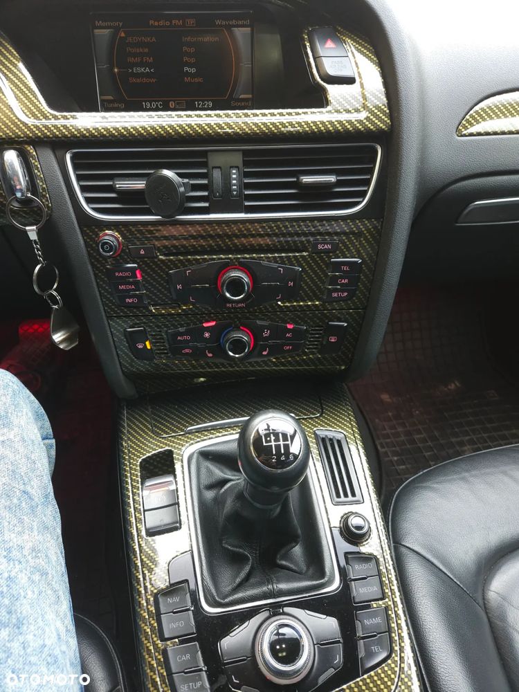 Audi A4 Limousine - 9