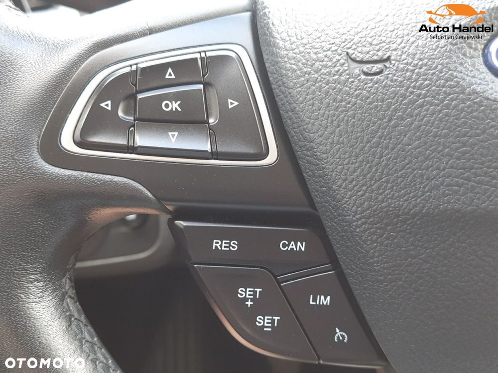 Ford Kuga 1.5 EcoBoost 2x4 Titanium - 23