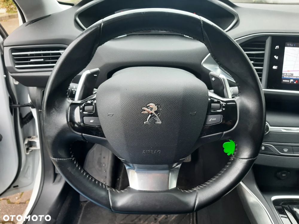 Peugeot 308 BlueHDi 130 EAT8 Allure Pack - 13