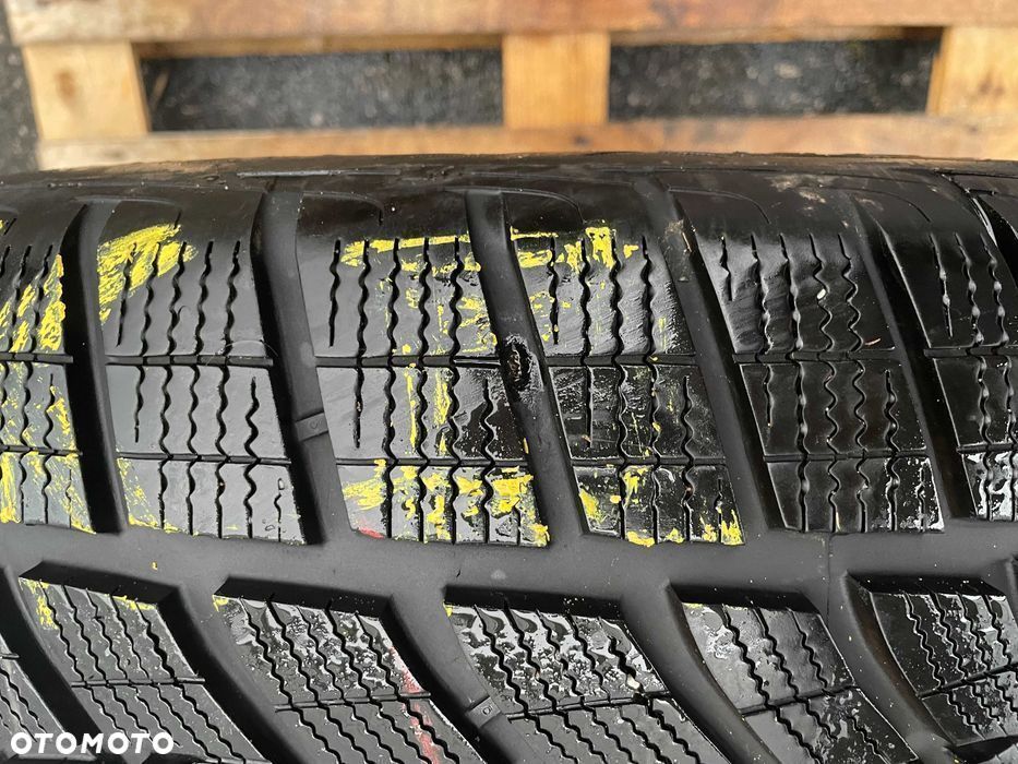 1x Opona zimowa 275/45/20 GoodYear Ultra Grip Performance Gen1 SUV XL - 2