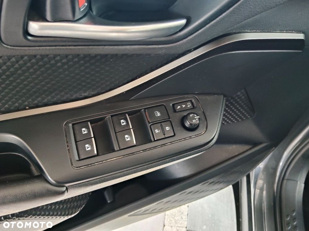 Toyota C-HR - 11