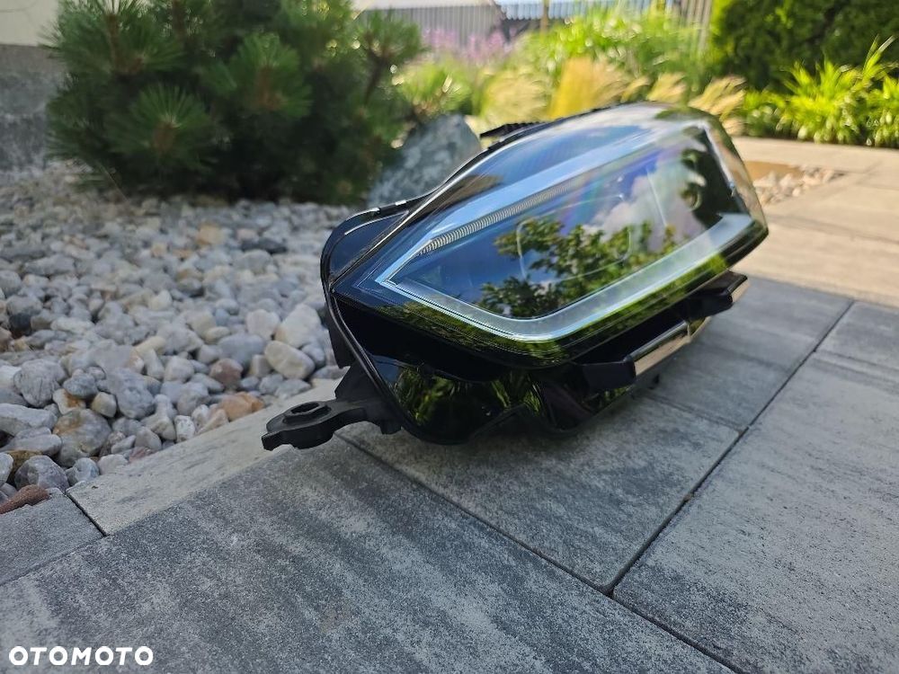 AUDI A5 S5 8W6 F5 B9 Lampa lewa przód Full Led Dynamic 8W6941033D 2017 - 3