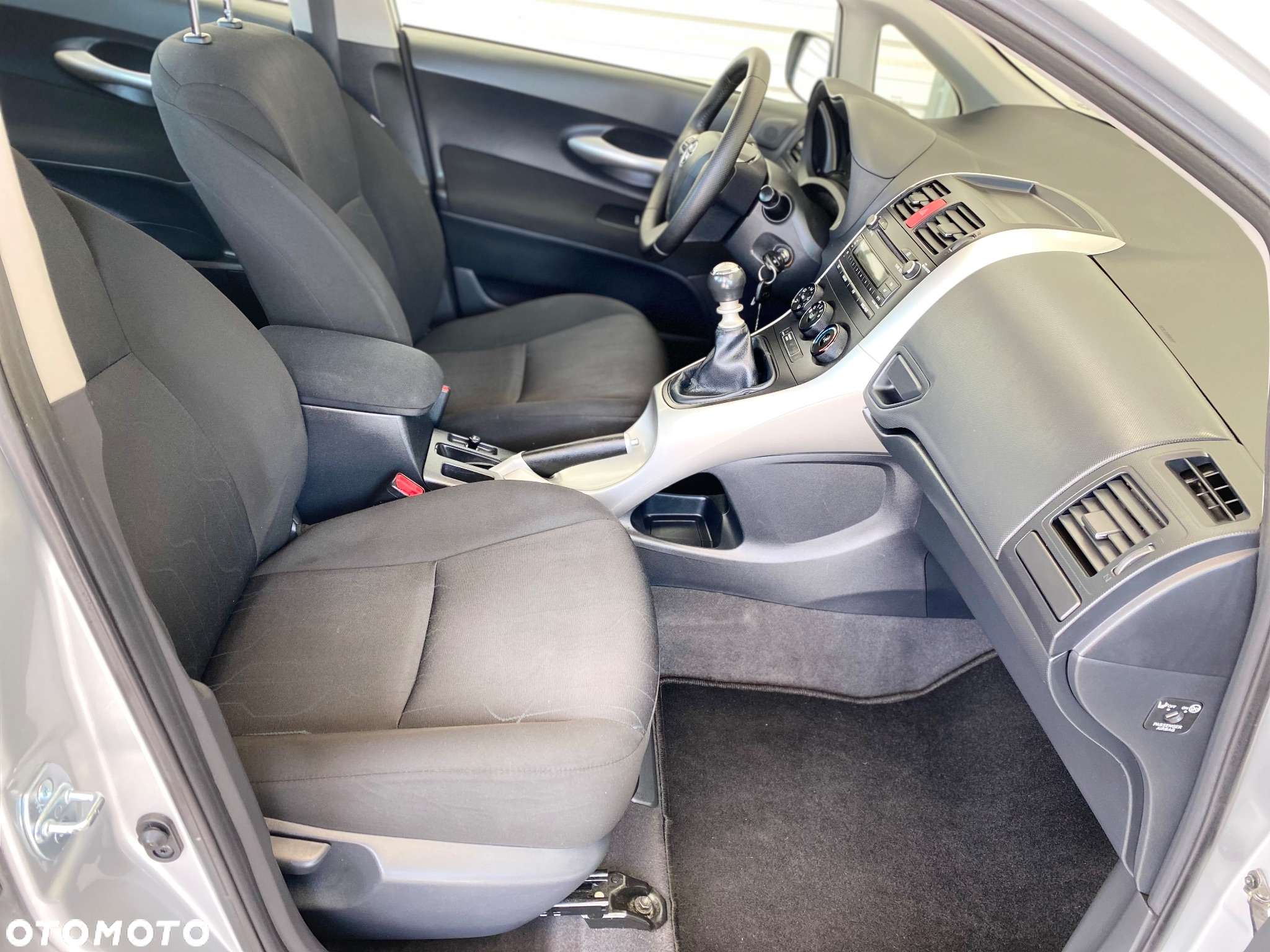Toyota Auris 1.6 Luna - 13
