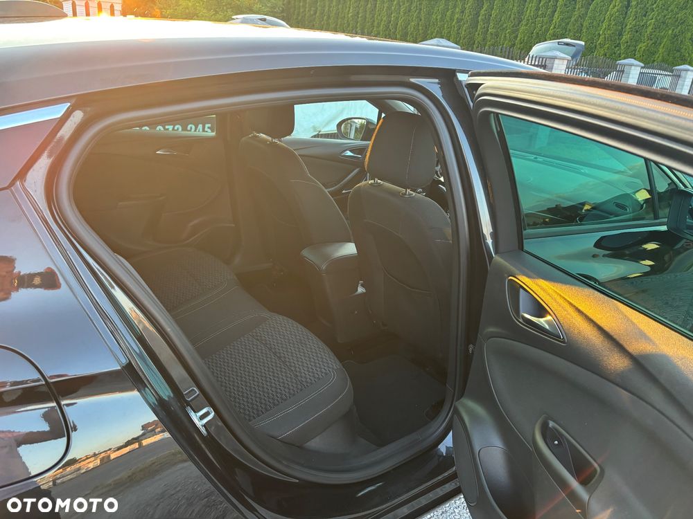Opel Astra - 11