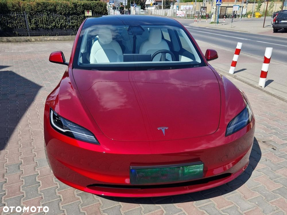 Tesla Model 3 Long Range AWD - 8