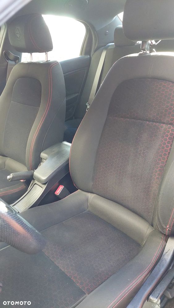 Alfa Romeo 159 2.0JTDM Sport Plus - 12