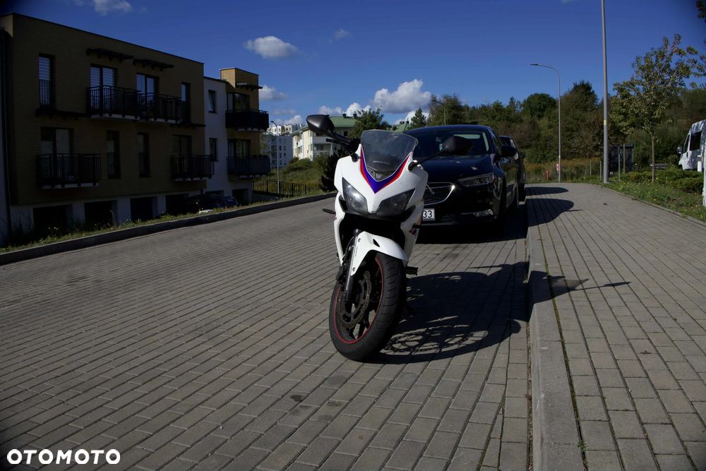 Honda CBR - 4