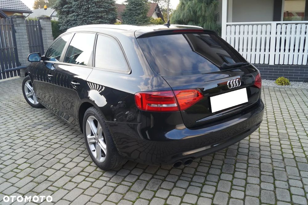 Audi A4 Avant 2.0 TDI DPF Ambition - 2