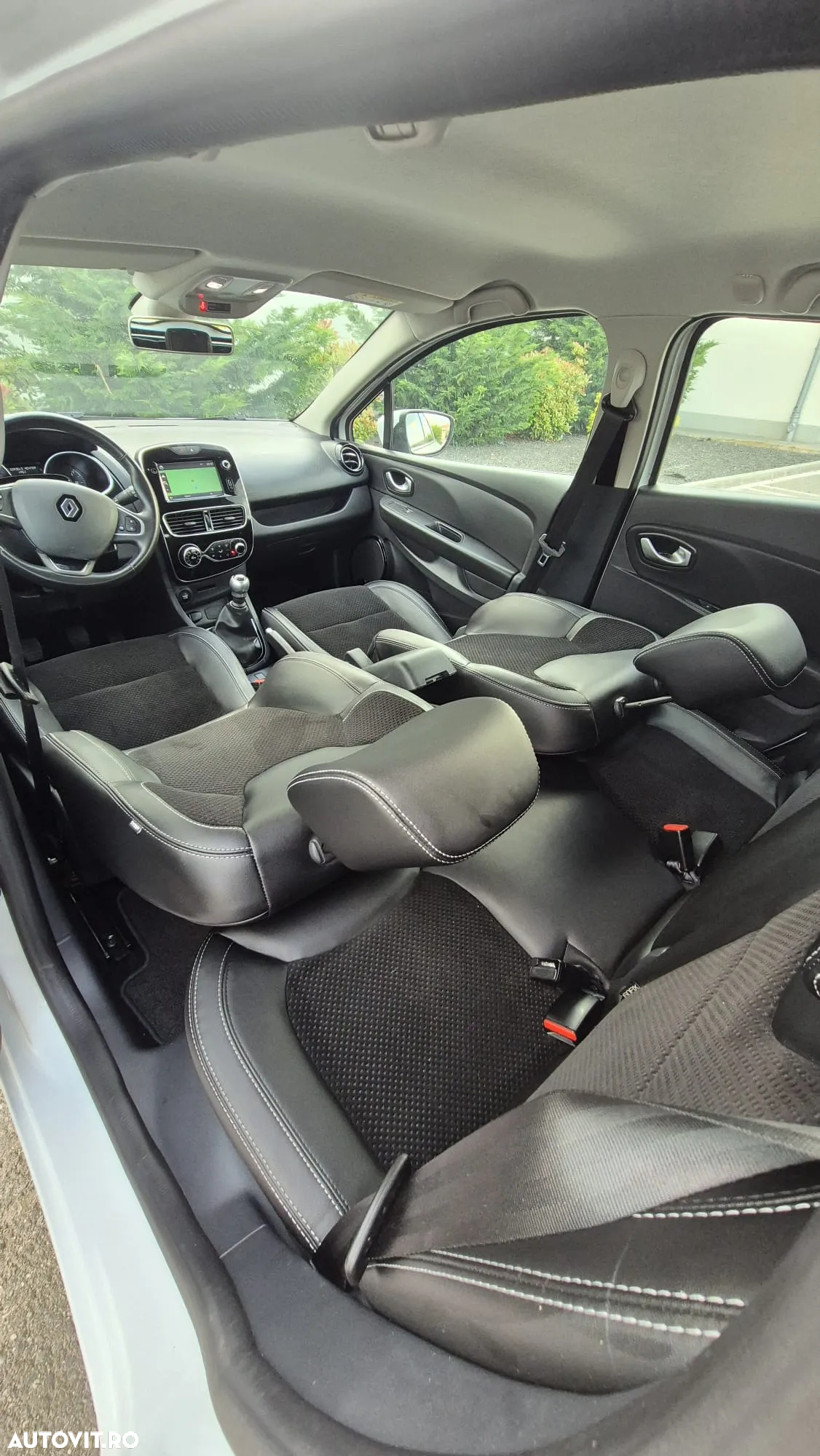 Renault Clio - 17