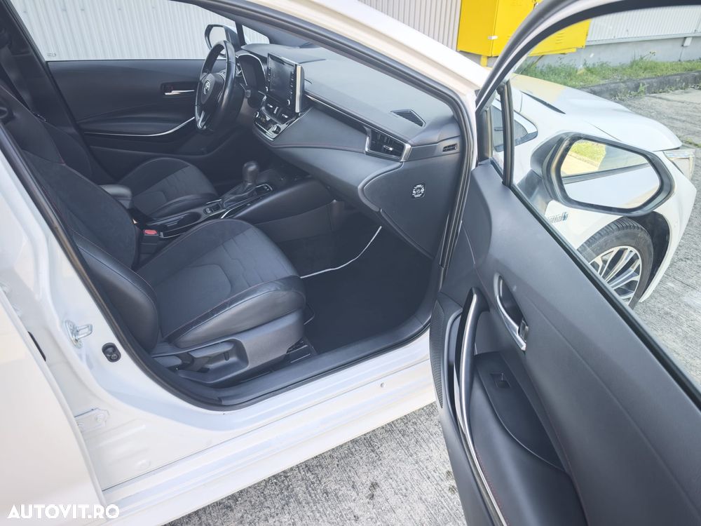 Toyota Corolla 1.8 HSD Exclusive interior Negru - 29