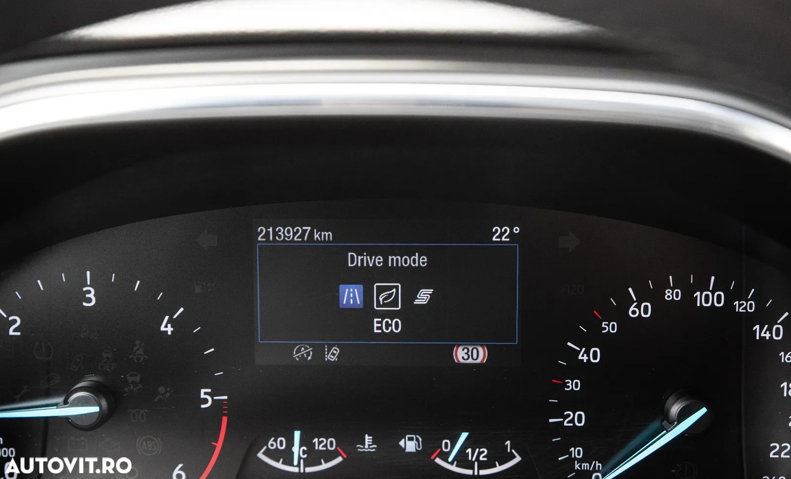 Ford Focus 2.0 EcoBlue Titanium Business - 29