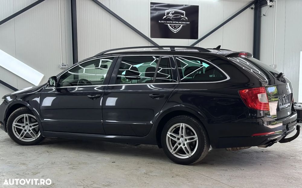 Skoda Superb 2.0 TDI Green tec DSG Exclusive - 13