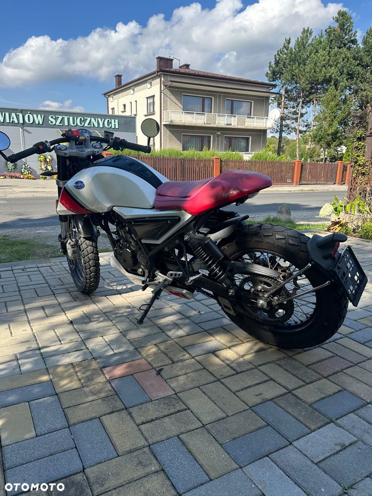 Mondial HPS 125 - 6