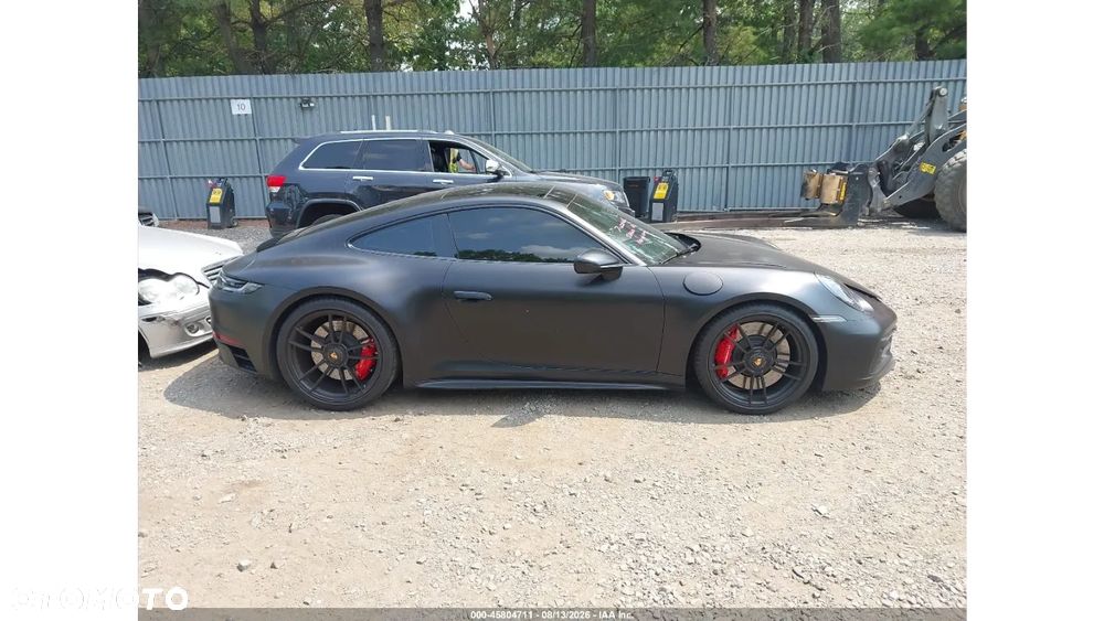 Porsche 911 Carrera 4 GTS PDK - 6