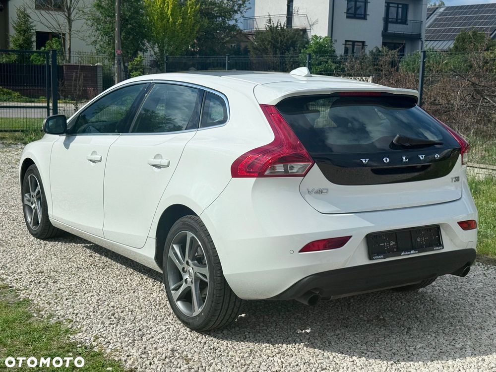 Volvo V40 T3 Drive-E Inscription - 3