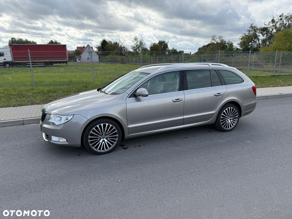 Skoda Superb 2.0 TDI L&K - 10