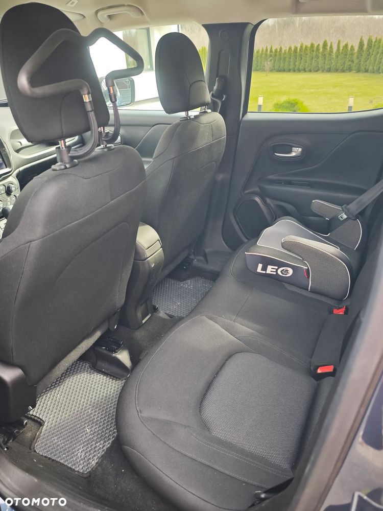 Jeep Renegade 1.3 T-GDI Active Drive Limited - 11