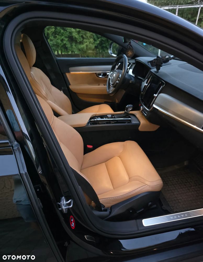 Volvo V90 Cross Country T6 AWD - 40