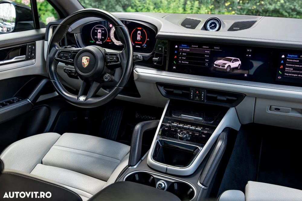 Porsche Cayenne - 12